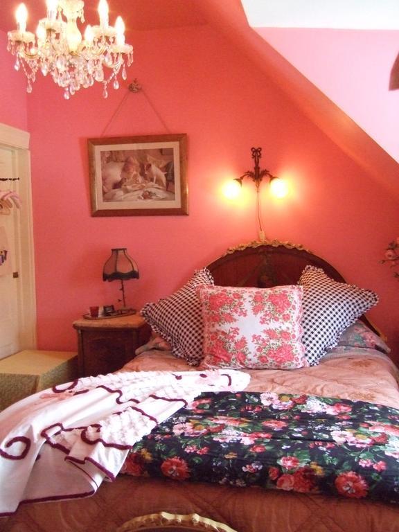 Enchanted Nights Bed & Bath Kittery Rom bilde