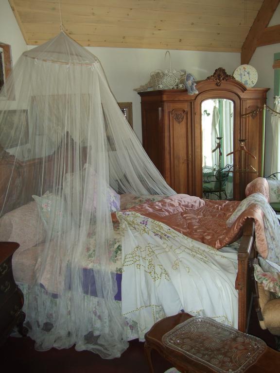 Enchanted Nights Bed & Bath Kittery Rom bilde