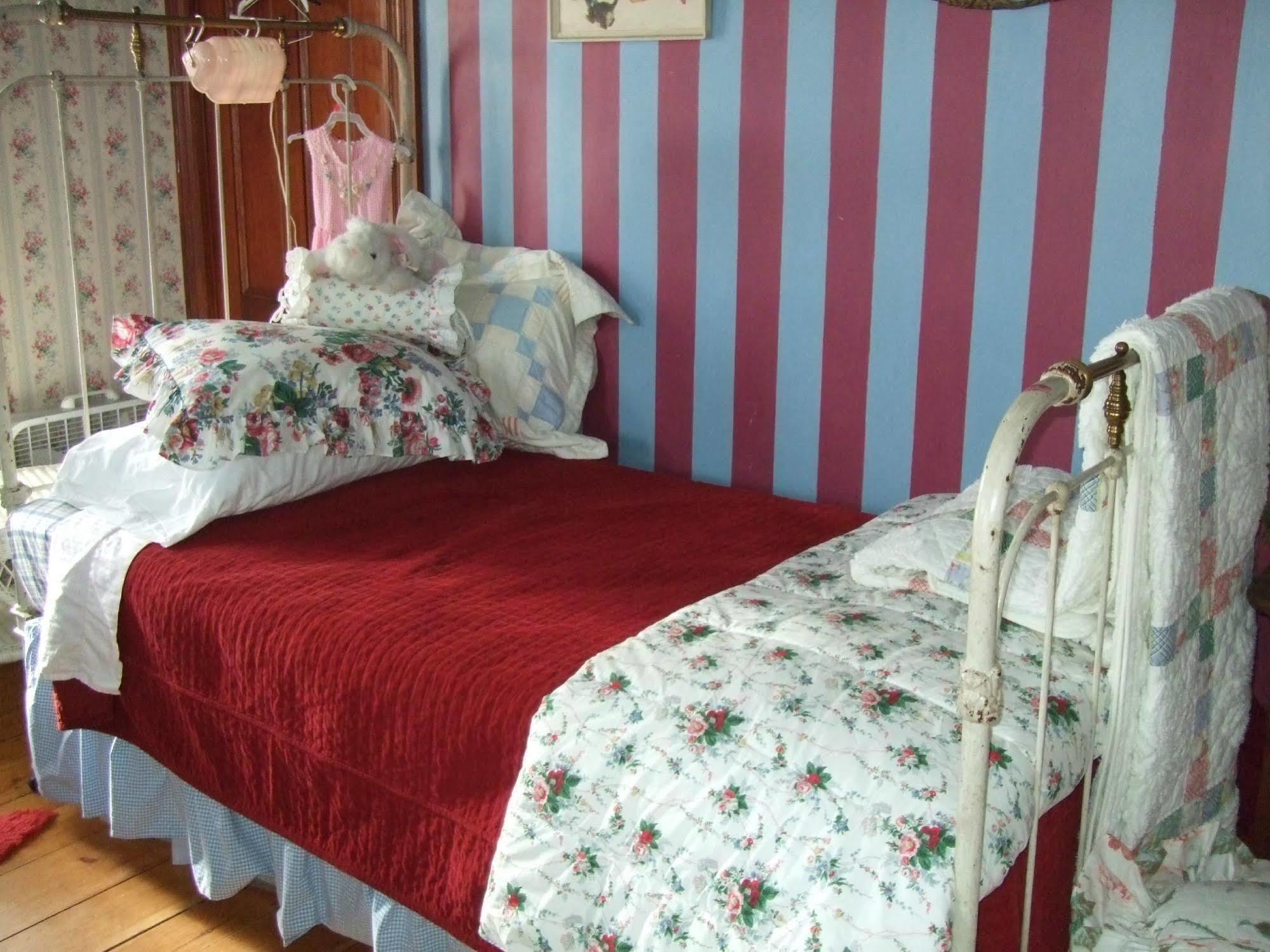 Enchanted Nights Bed & Bath Kittery Eksteriør bilde